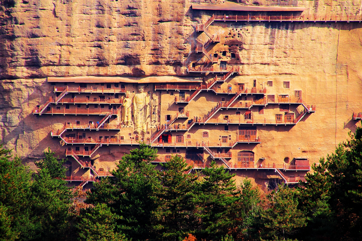 張濤《絕壁佛國(guó)——麥積山》_副本.jpg