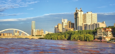 護(hù)好黃河水 保衛(wèi)蘭州藍(lán) 再造金城綠——蘭州市加強(qiáng)黃河流域生態(tài)保護(hù)、推進(jìn)高質(zhì)量發(fā)展綜述
