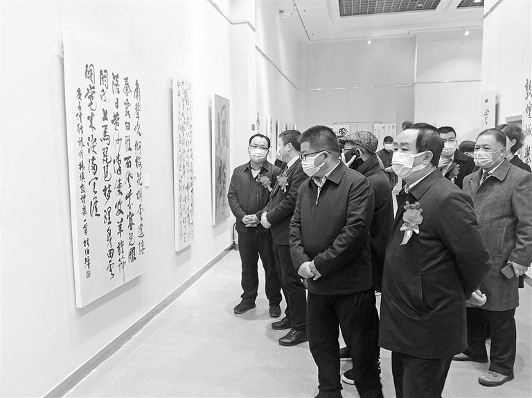 紀(jì)念莫高窟藏經(jīng)洞發(fā)現(xiàn)120周年國(guó)際書(shū)法邀請(qǐng)展在敦煌啟幕