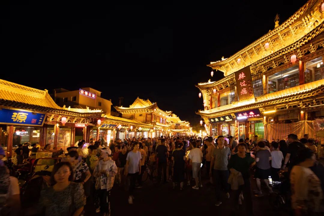 古風(fēng)、華美、浪漫、美味……現(xiàn)實版“清明上河圖”，就在這里！