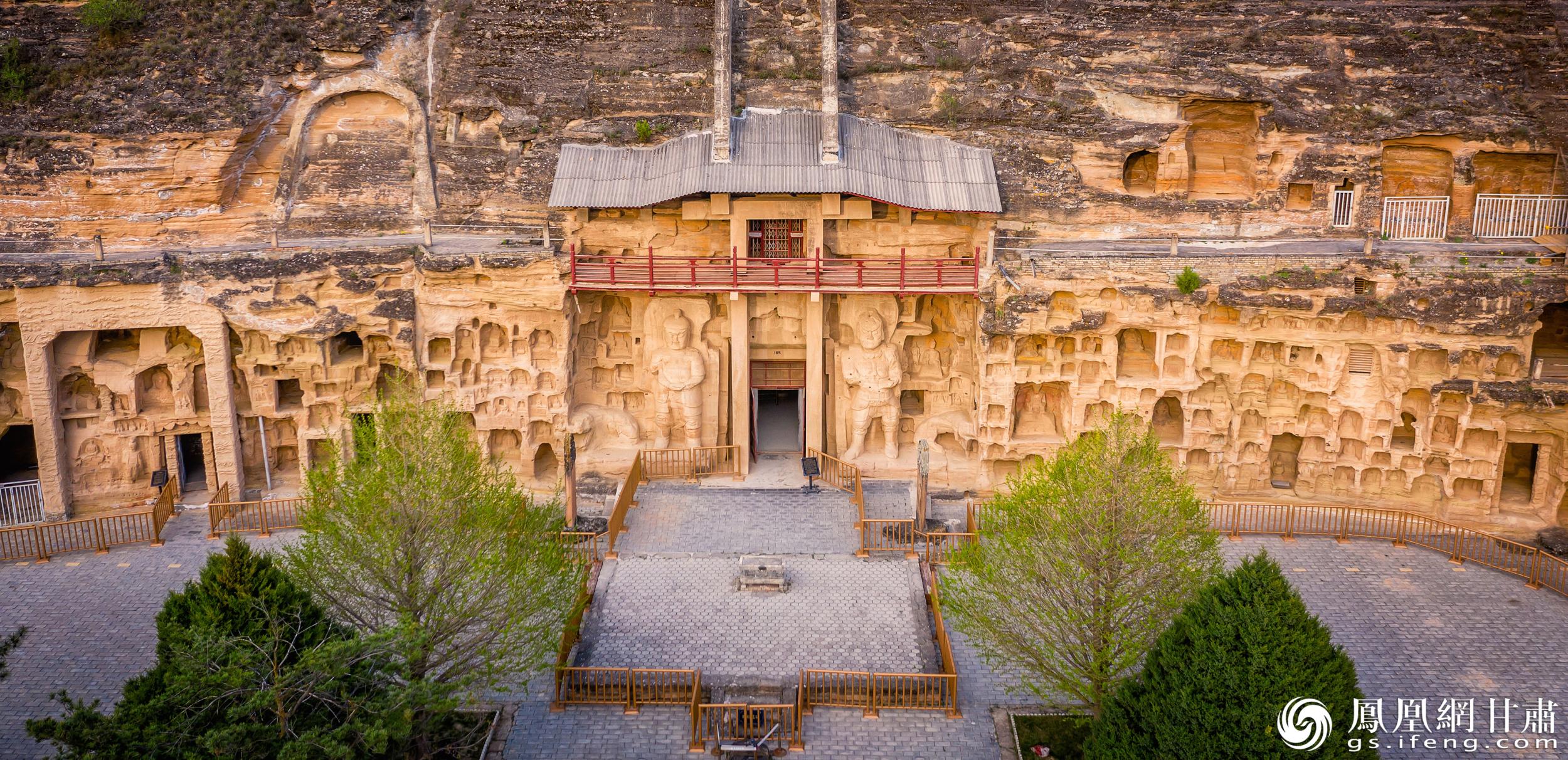 北石窟寺始建于北魏，經(jīng)多個朝代增修形成密集窟龕。北石窟寺文物保護研究所供圖